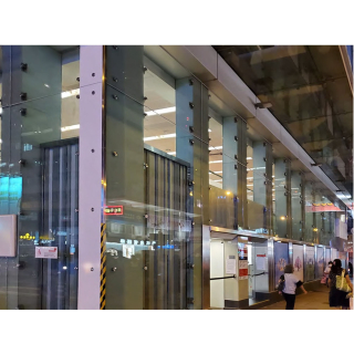 Glass Work - HSBC Mongkok - 3